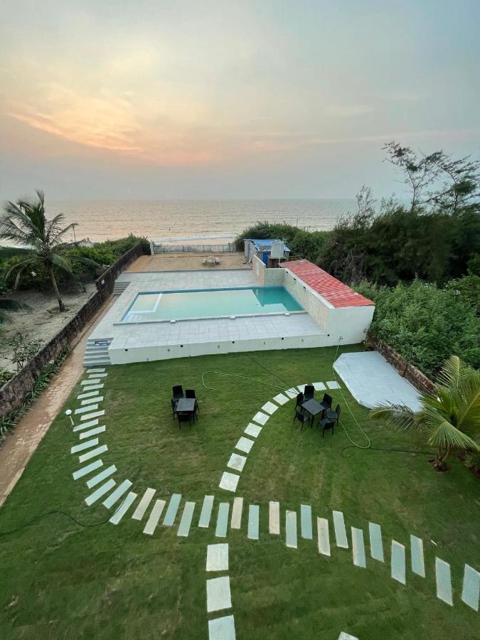 Hotel Kay'S By The Sea à Ajgaon Extérieur photo
