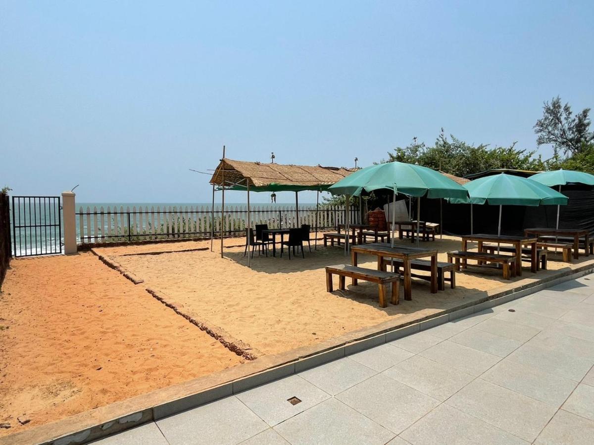 Hotel Kay'S By The Sea à Ajgaon Extérieur photo