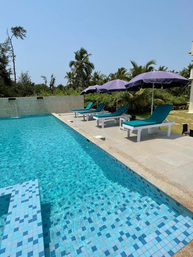 Hotel Kay'S By The Sea à Ajgaon Extérieur photo