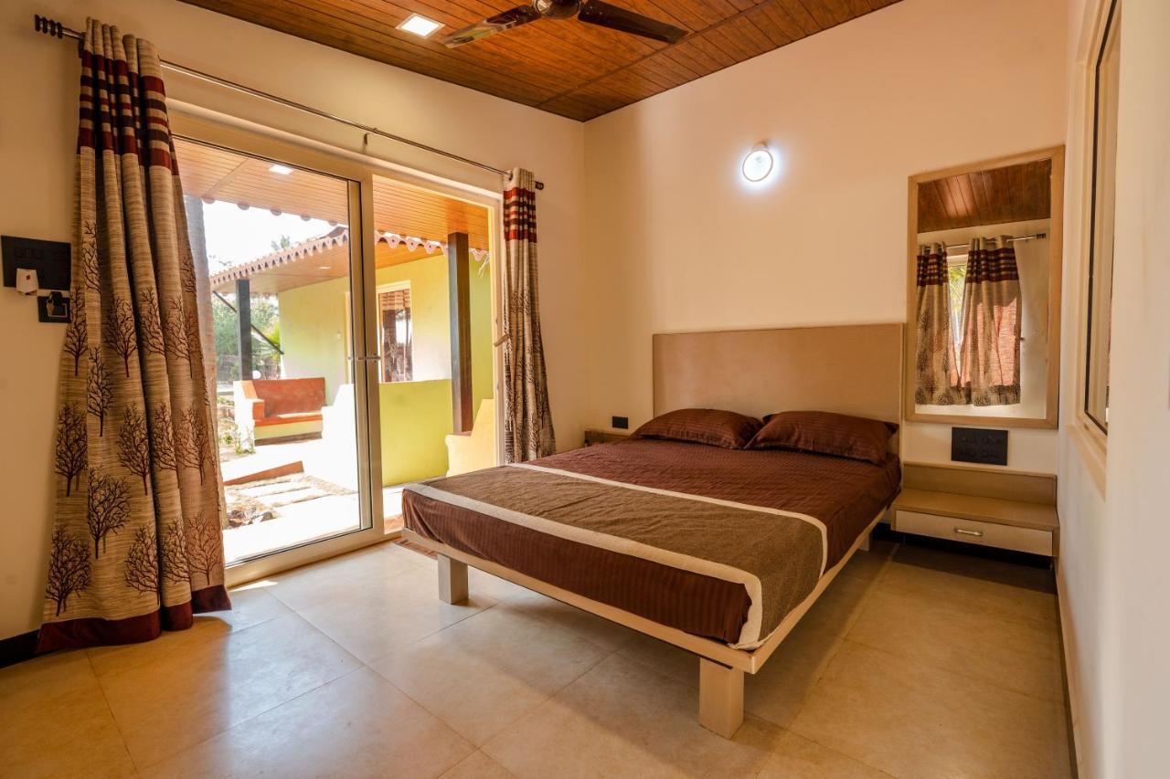 Hotel Kay'S By The Sea à Ajgaon Extérieur photo