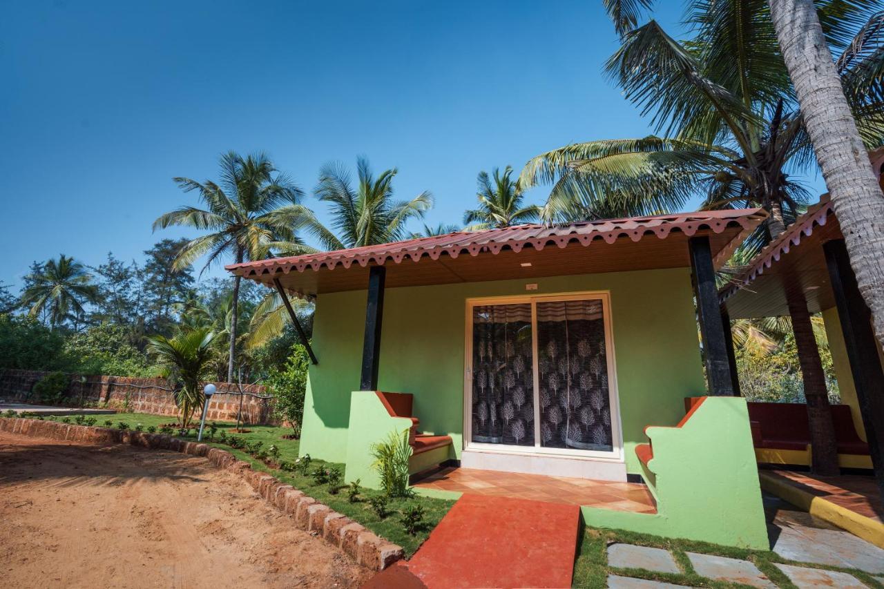 Hotel Kay'S By The Sea à Ajgaon Extérieur photo
